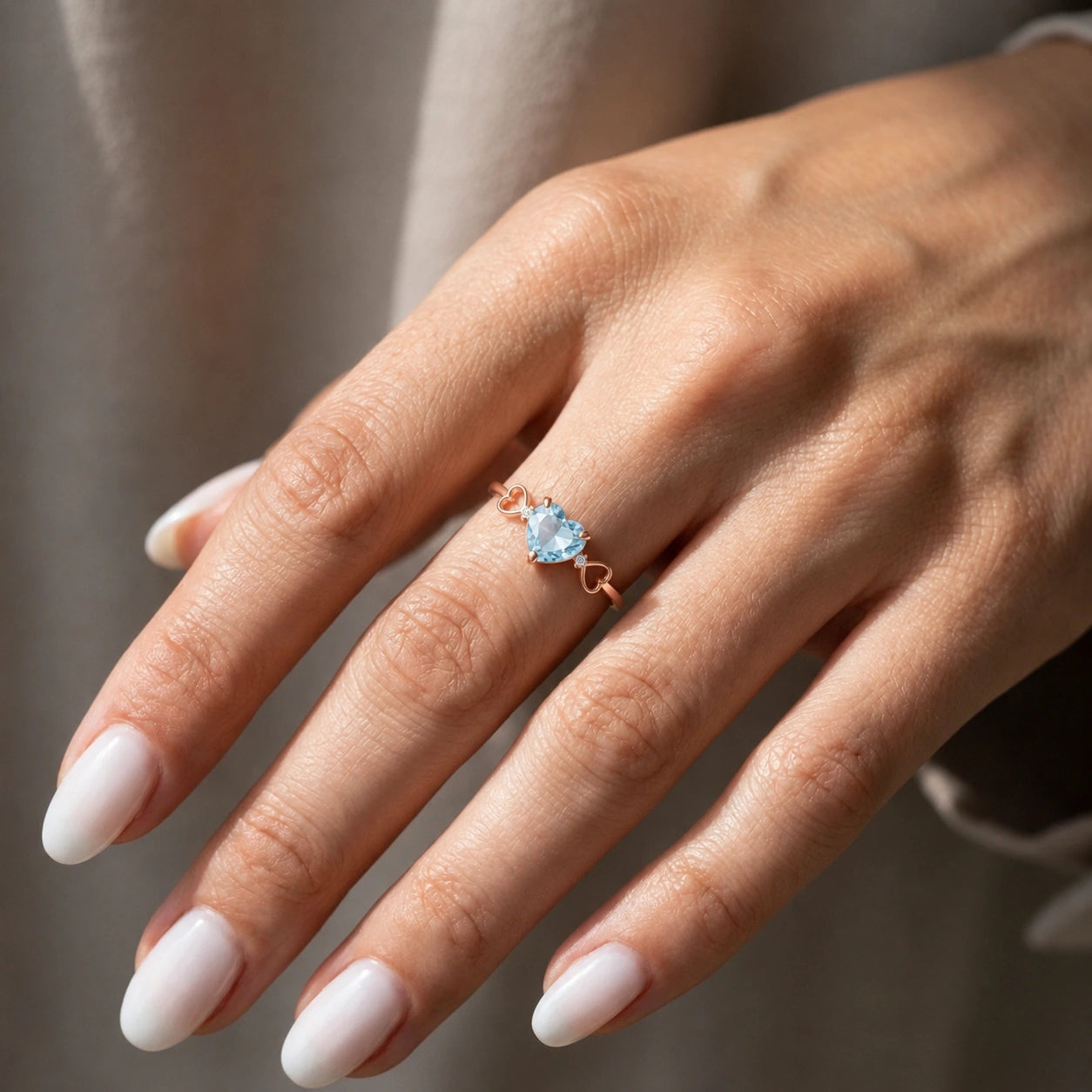 Rose Gold Rose Ring Aquamarine 10K — Mirella
