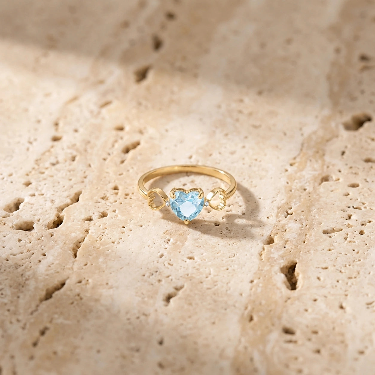 Yellow Gold Rose Ring Aquamarine 10K — Mirella