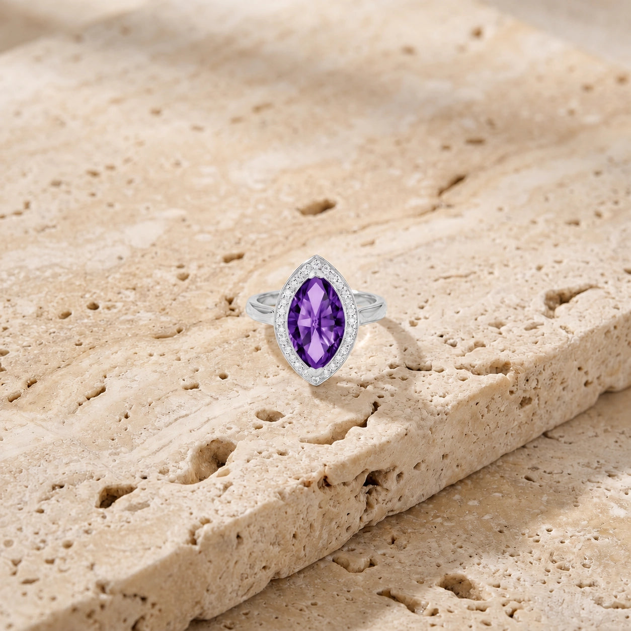 White Gold Ring Amethyst 10K — Eliana