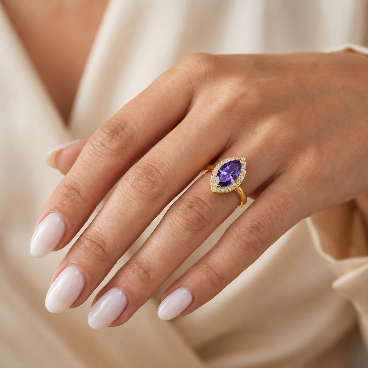 Yellow Gold Ring Amethyst 10K — Eliana