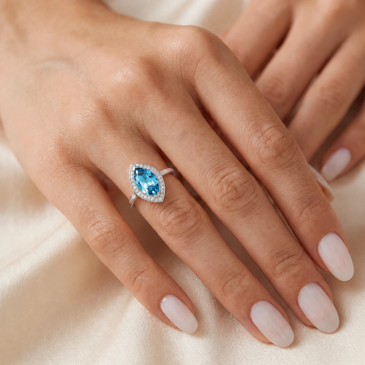 White Gold Ring Blue Topaz 10K — Eliana