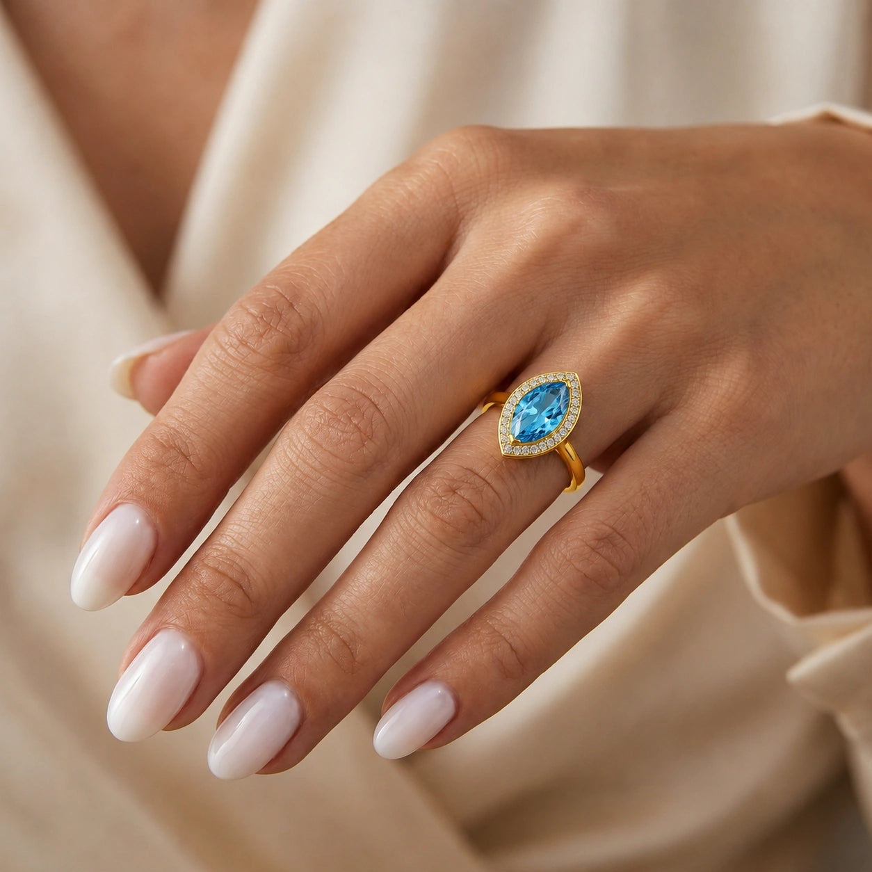 Yellow Gold Ring Blue Topaz 10K — Eliana
