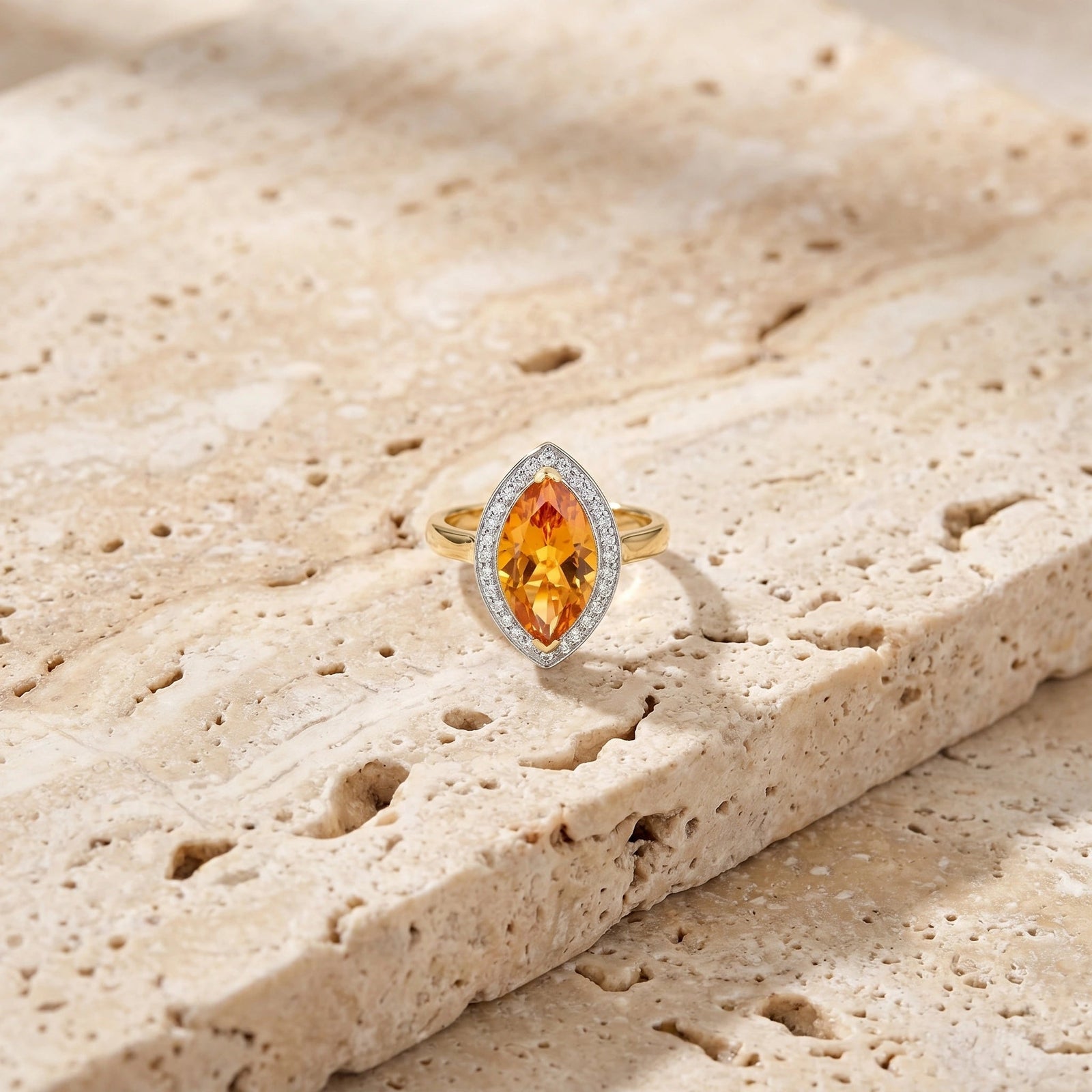 Yellow Gold Ring Citrine 10K — Eliana