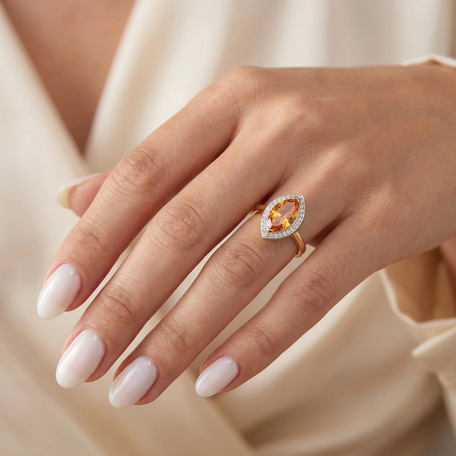 Yellow Gold Ring Citrine 10K — Eliana