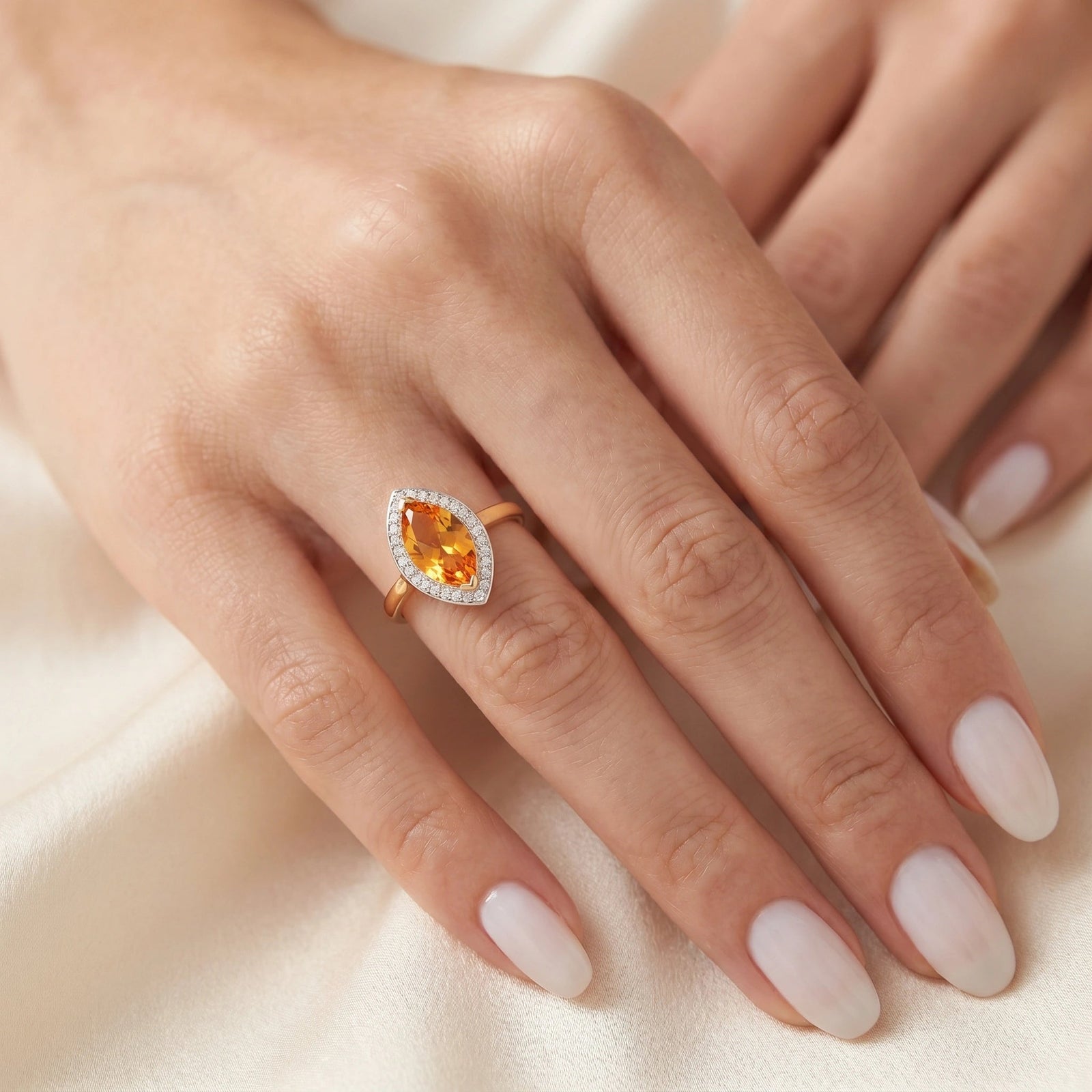 Yellow Gold Ring Citrine 10K — Eliana