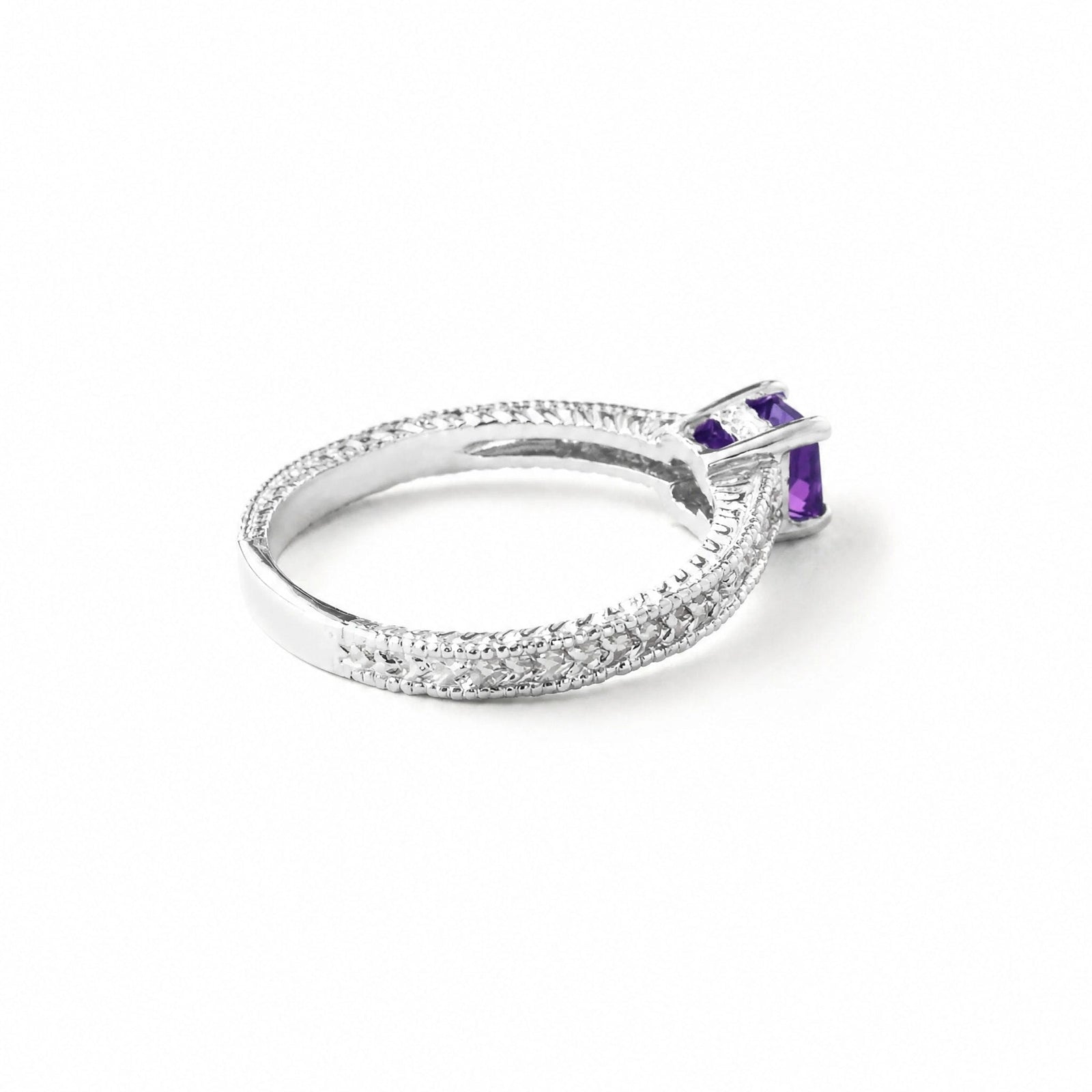 White Gold Ring Amethyst 10K — Ginevra