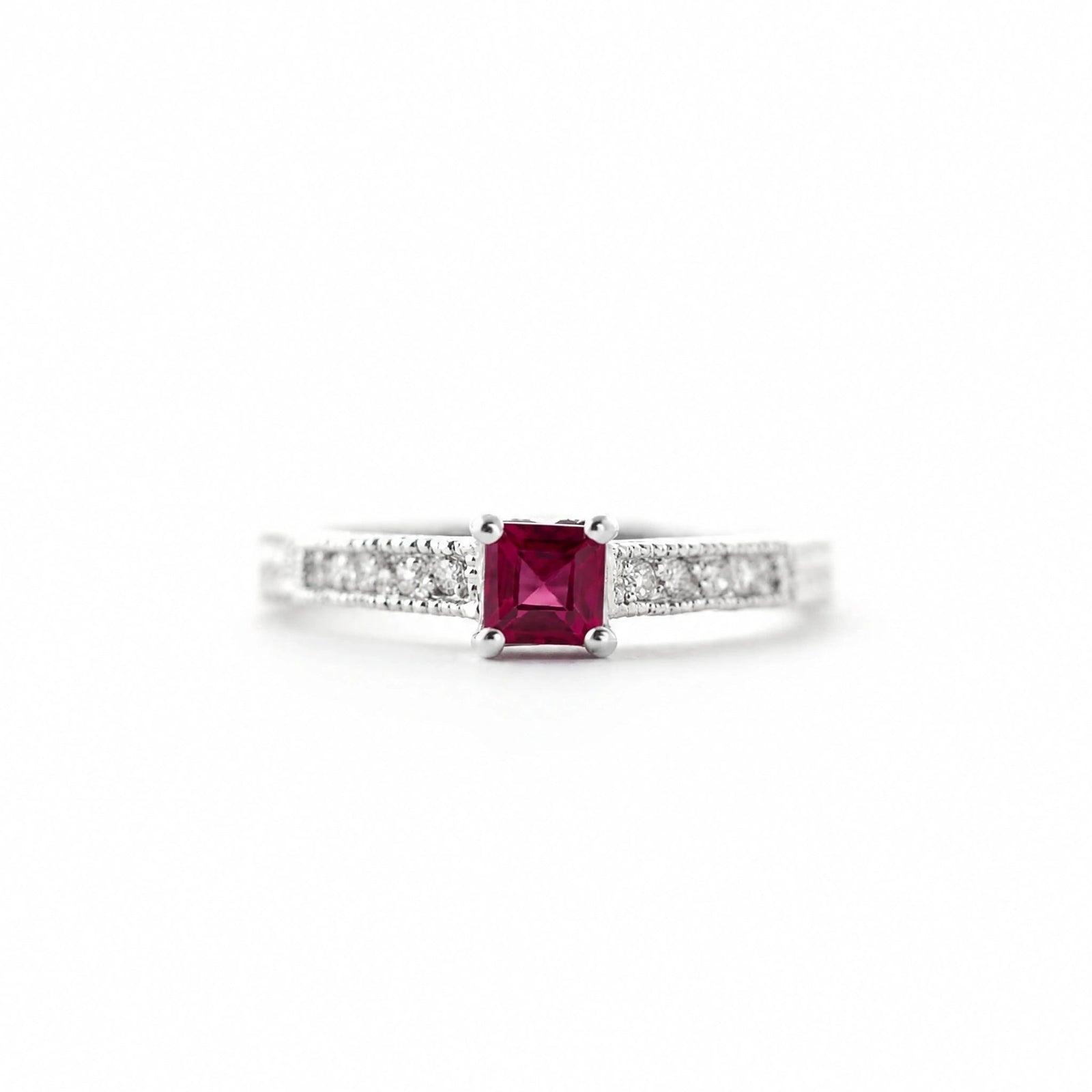 White Gold Ring Ruby 10K — Ginevra