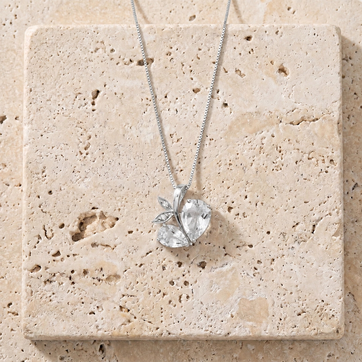 White Gold Pendant Necklace Amethyst 10K — Adelaide
