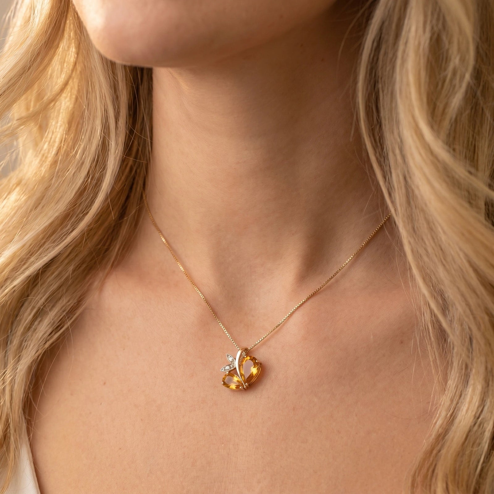 Yellow Gold Pendant Necklace Citrine 10K — Adelaide