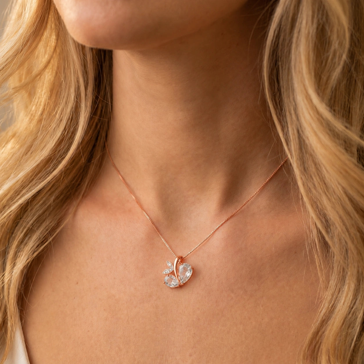 Rose Gold Pendant Necklace Garnet 10K — Adelaide