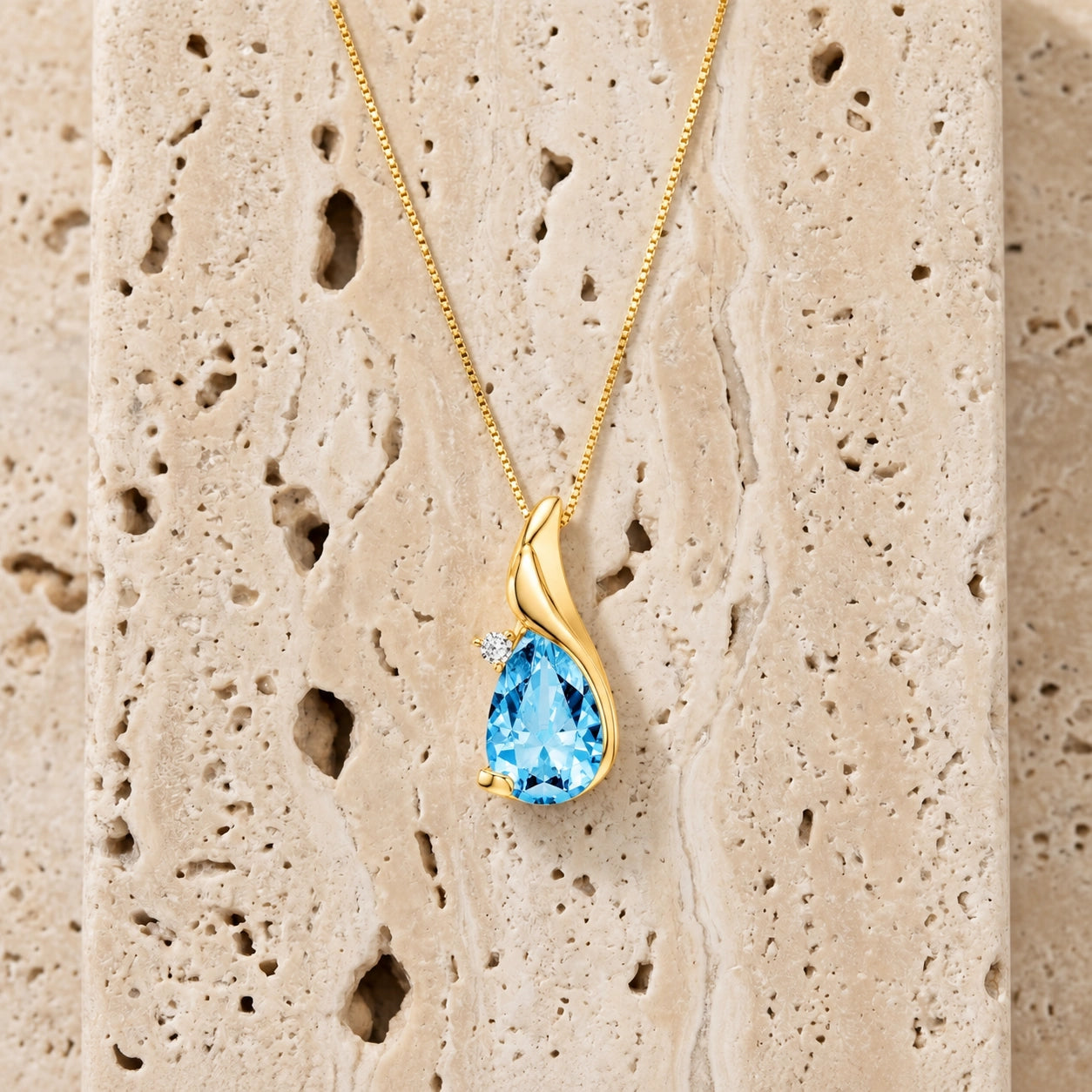 Yellow Gold Blue Topaz & Diamond — Narcisa