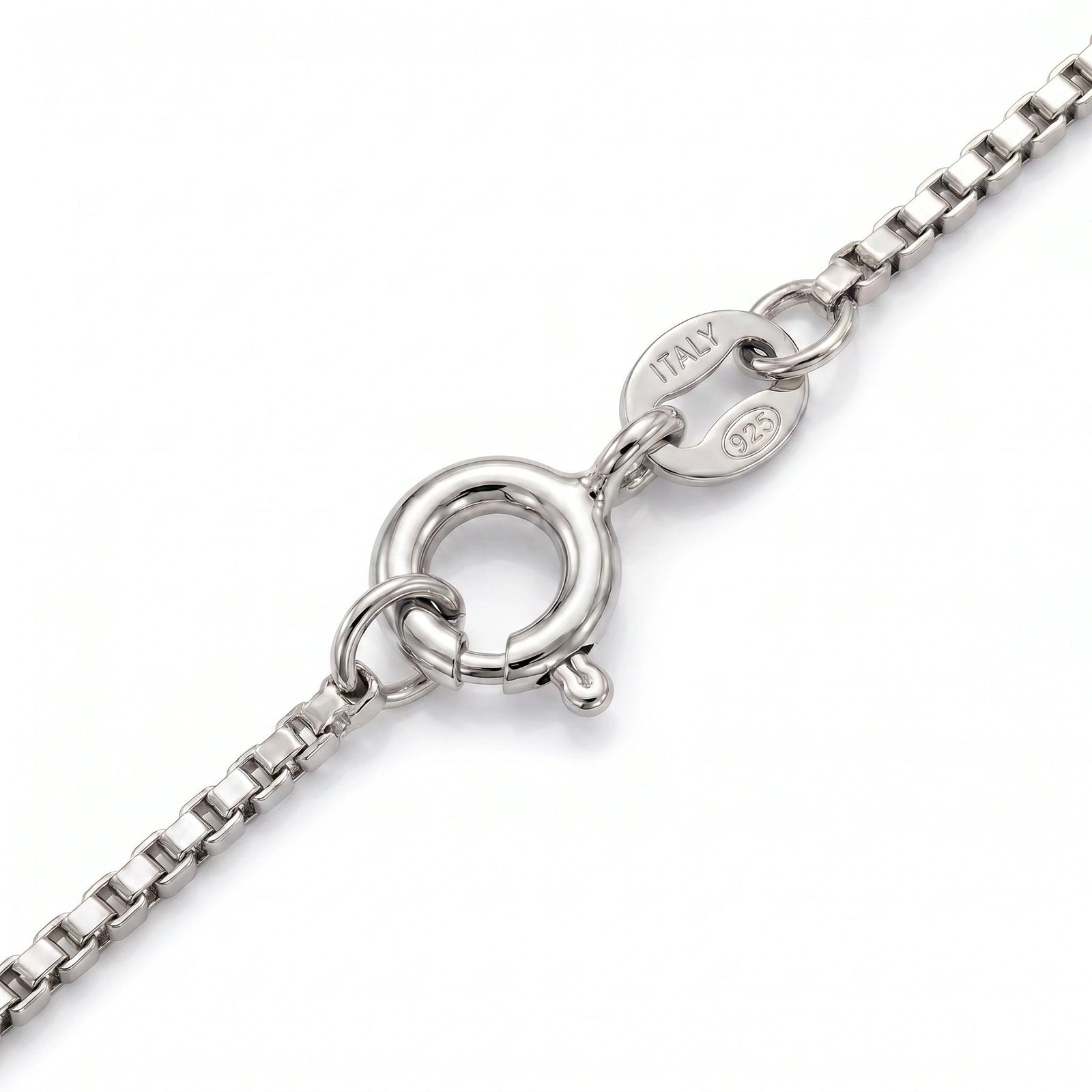 White Gold Peridot & Diamond — Narcisa