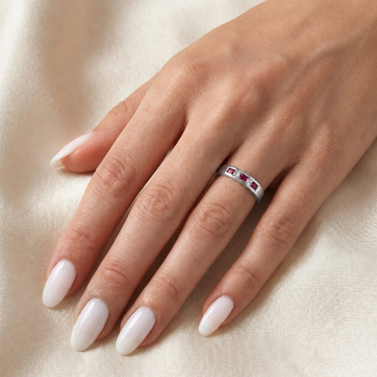 White Gold White Topaz & Ruby — Nazzarena