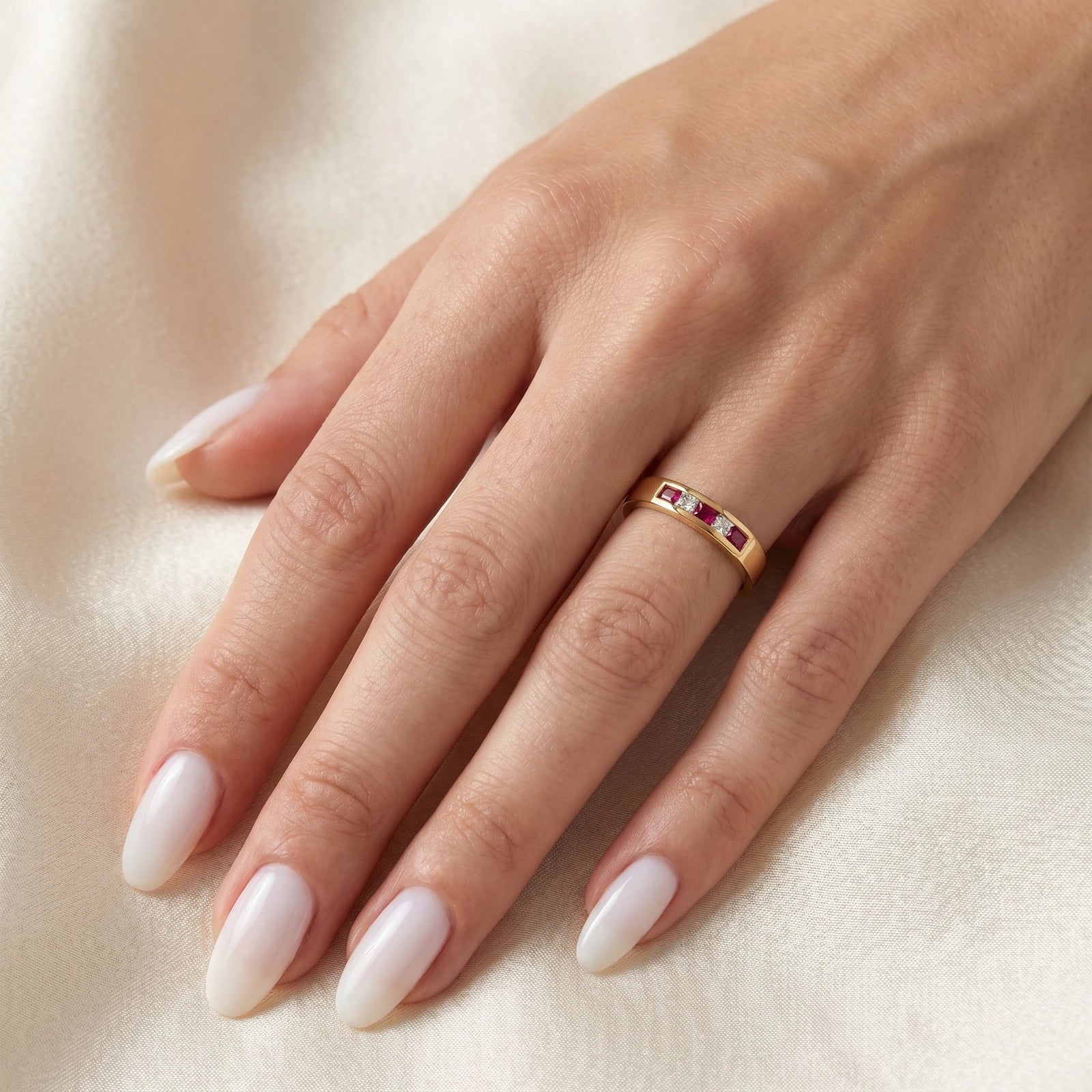 Yellow Gold White Topaz & Ruby — Nazzarena