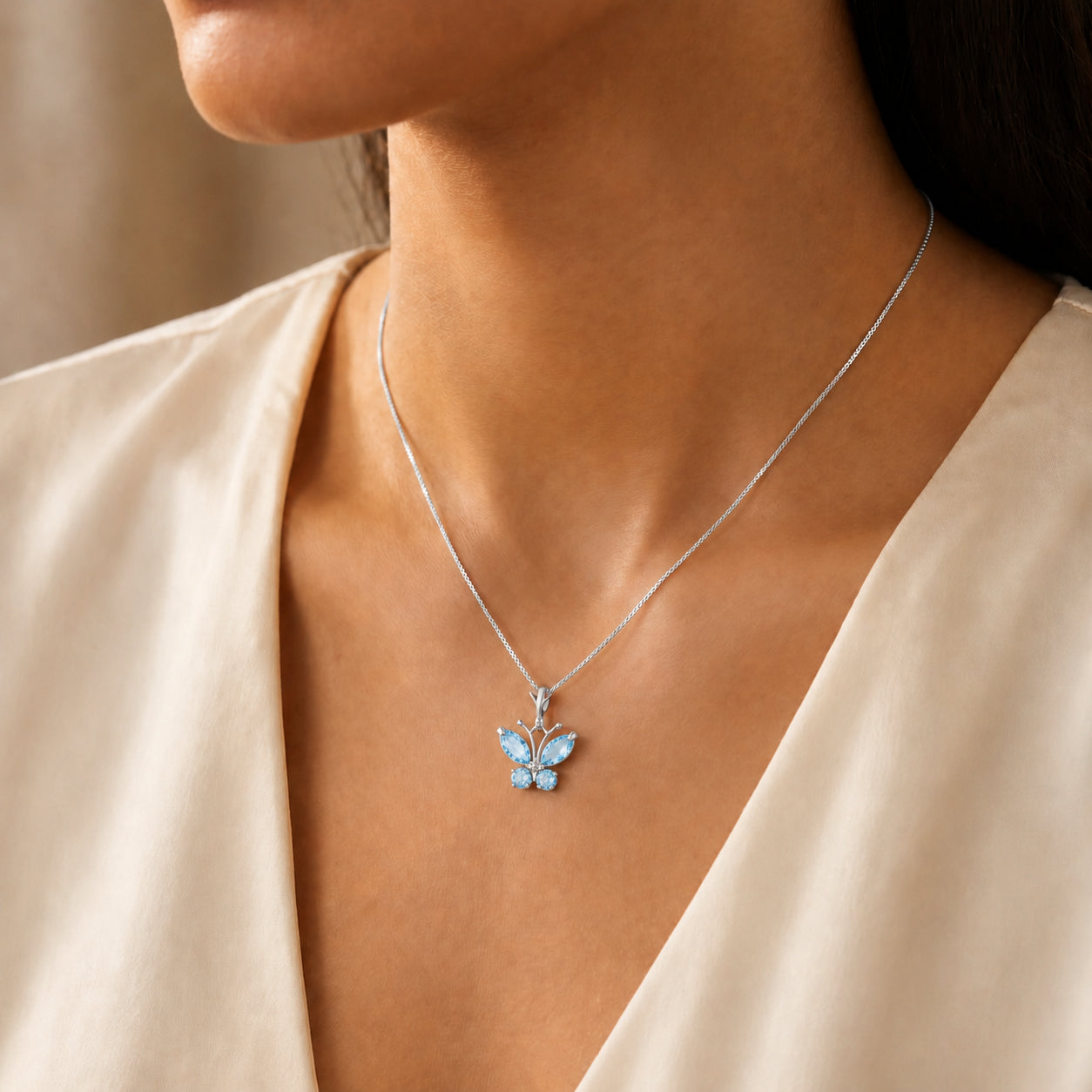 White Gold Eternal Necklace Aquamarine 10K — Miranda