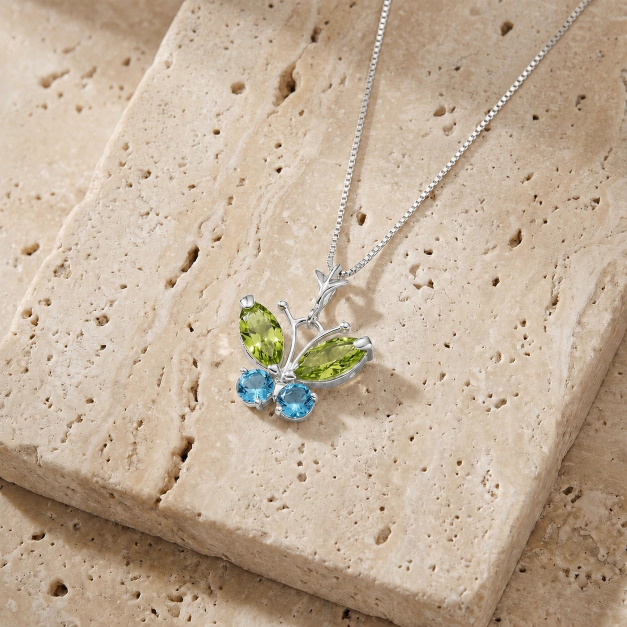 White Gold Eternal Necklace Citrine 10K — Miranda