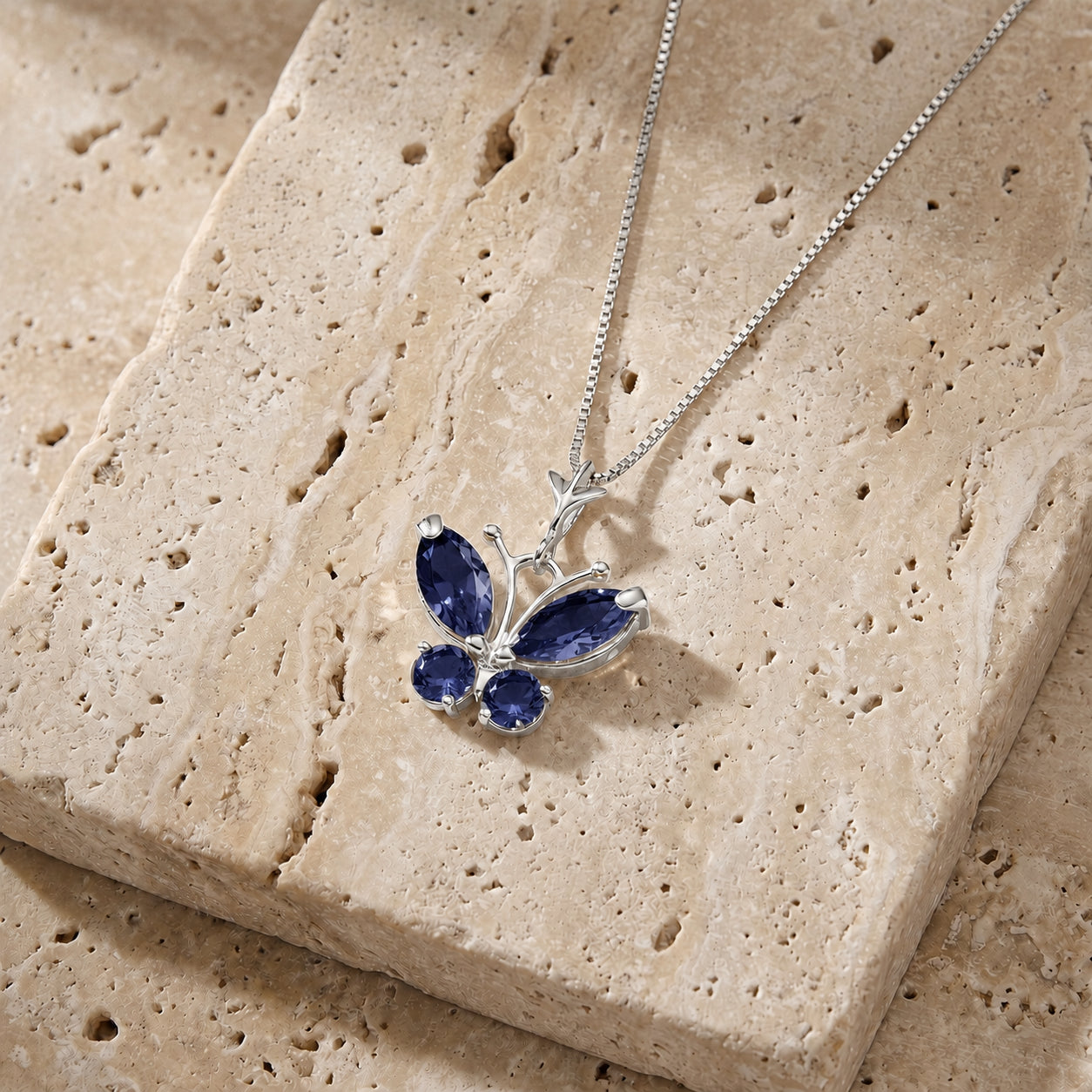 White Gold Eternal Necklace Sapphire 10K — Miranda