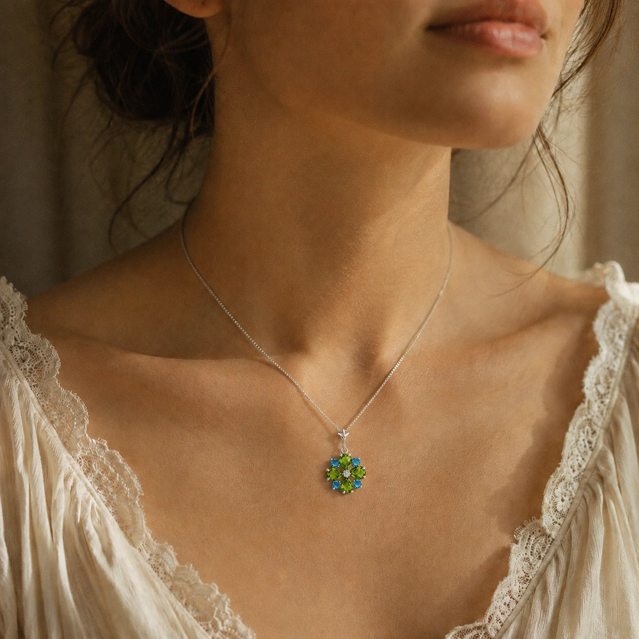 White Gold Petal Necklace Amethyst 10K — Bibiana