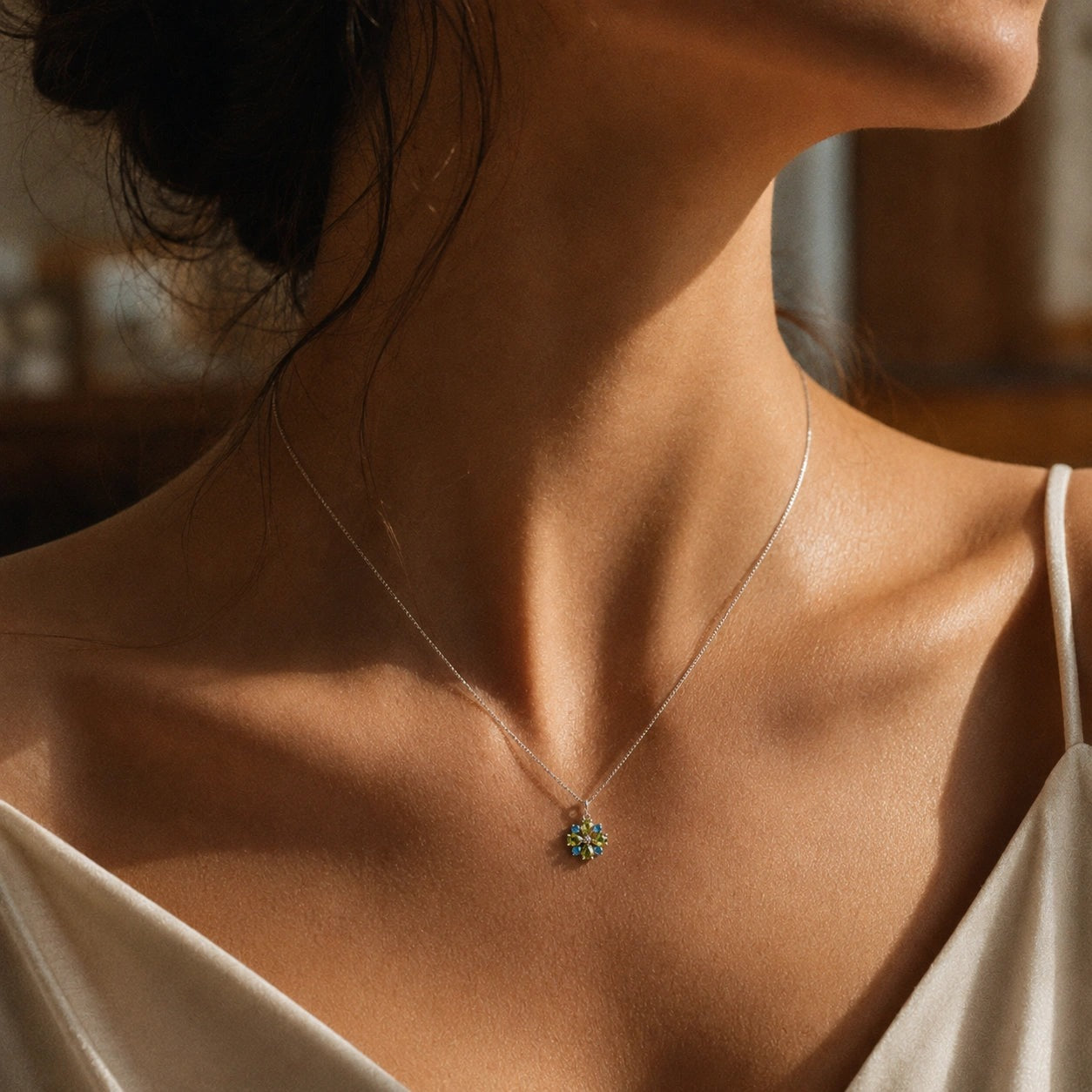White Gold Petal Necklace Amethyst 10K — Bibiana