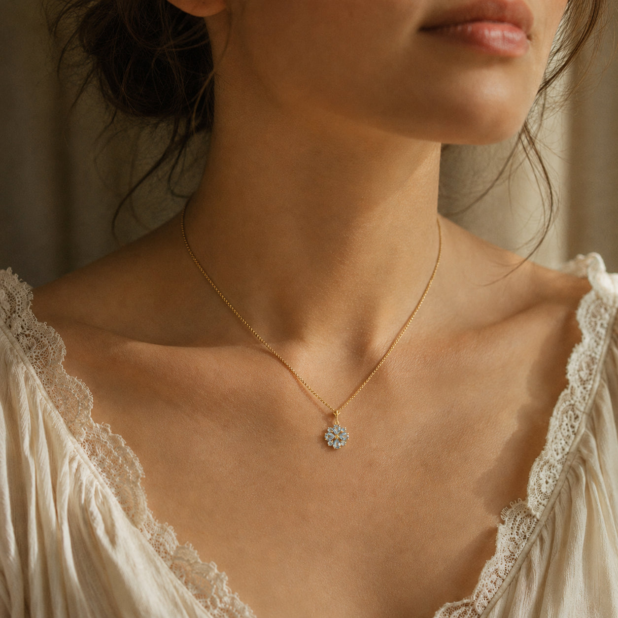 Yellow Gold Petal Necklace Aquamarine 10K — Bibiana