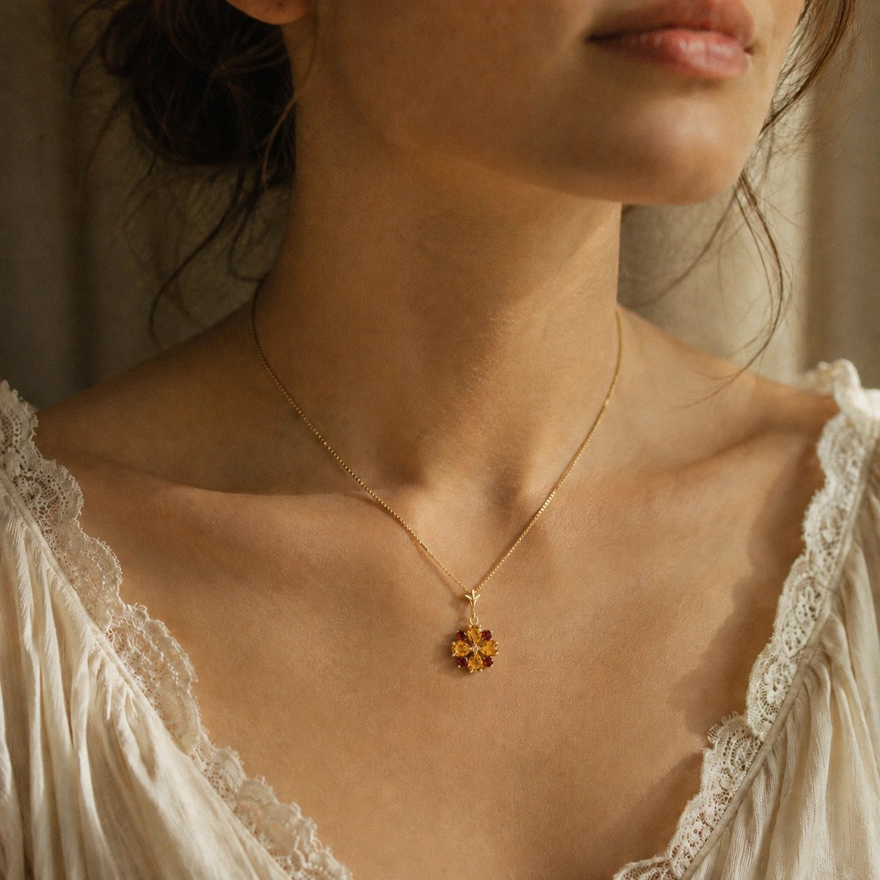 Yellow Gold Petal Necklace Aquamarine 10K — Bibiana