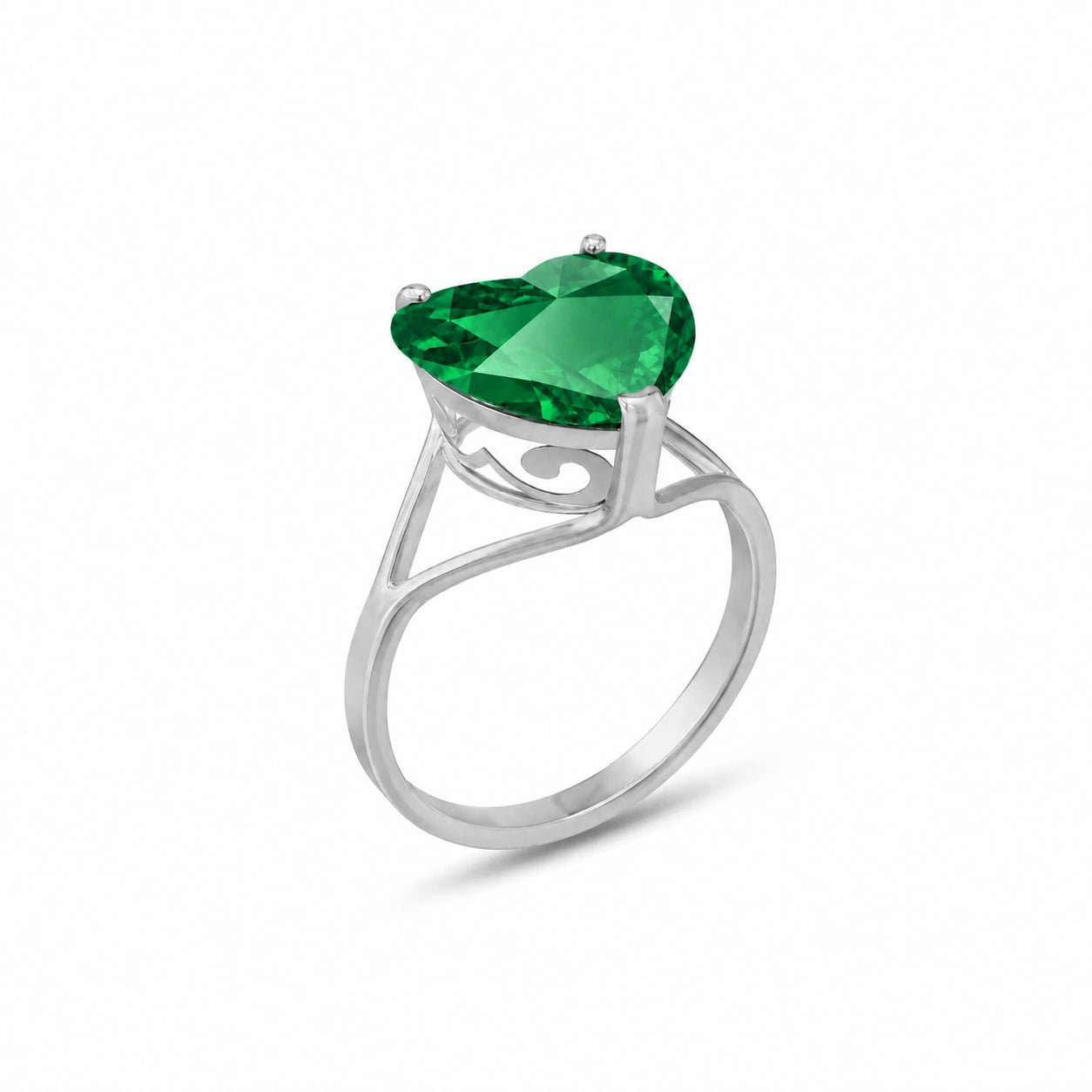 White Gold Emerald — Giuliana