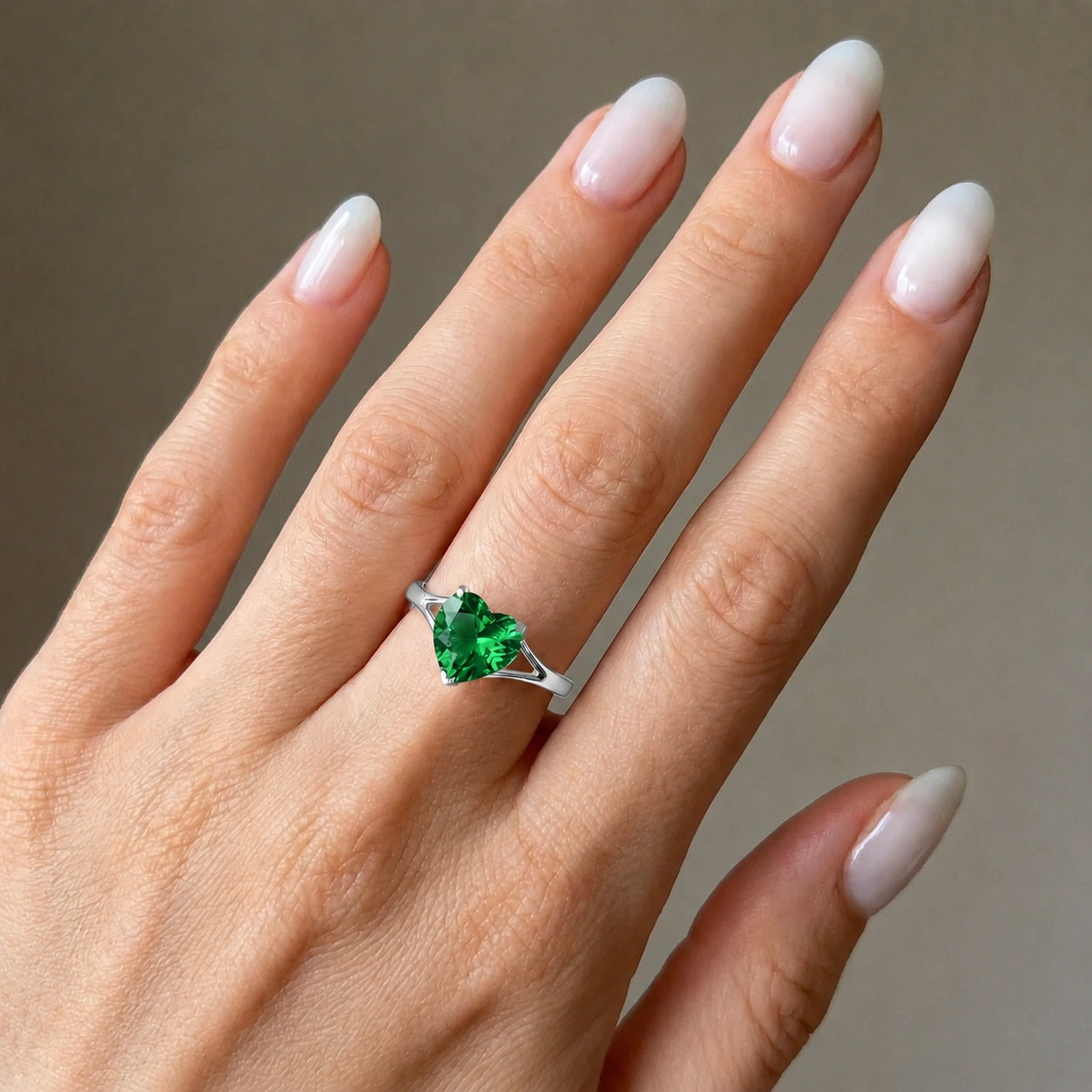 White Gold Emerald — Giuliana