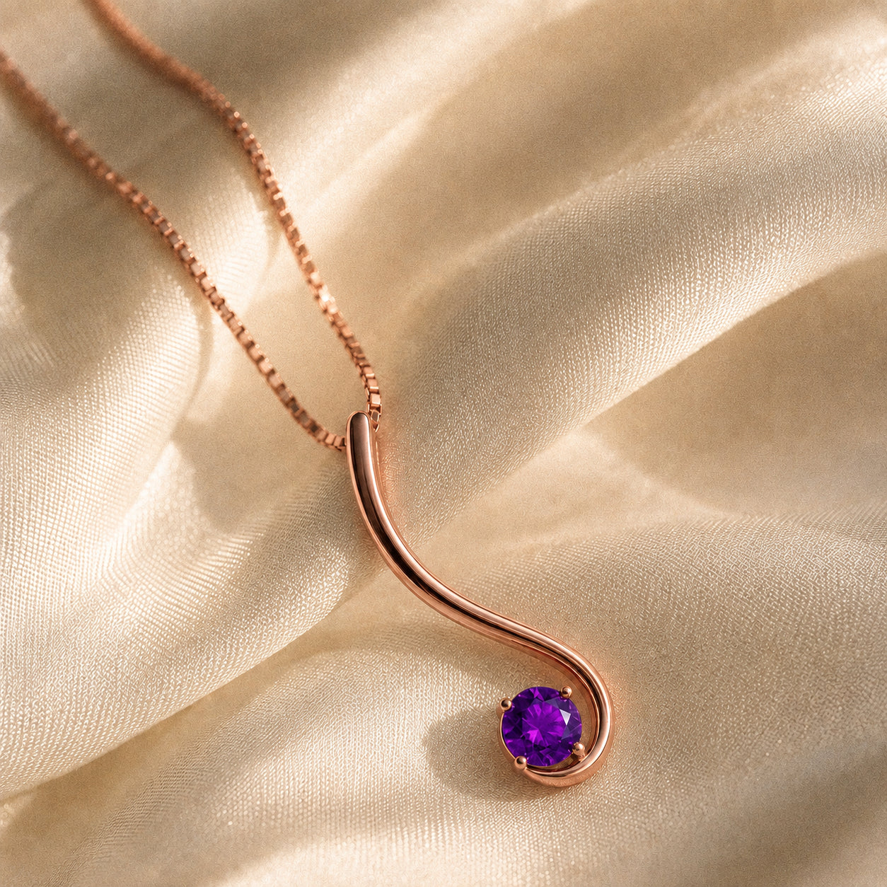 Rose Gold Aura Necklace Peridot 10K — Clementina