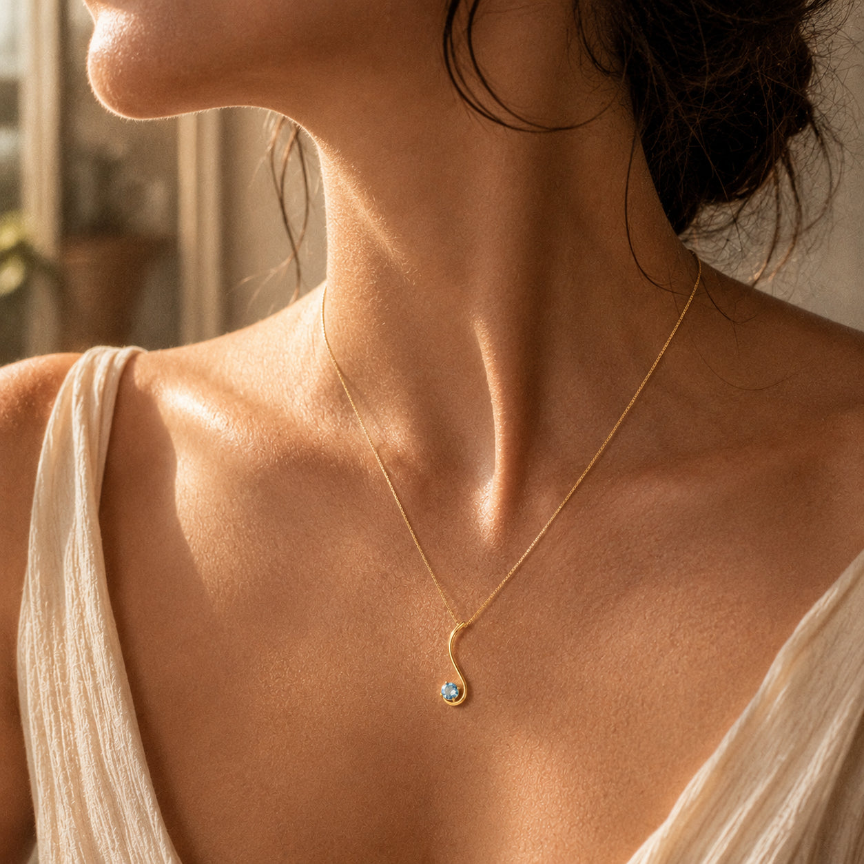 Yellow Gold Aura Necklace Citrine 10K — Clementina