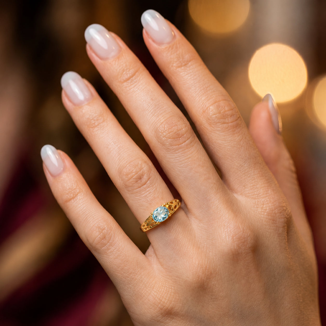 Yellow Gold Grace Ring Blue Topaz 10K — Nilde