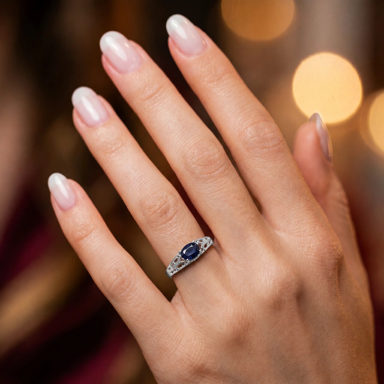 White Gold Grace Ring Sapphire 10K — Nilde
