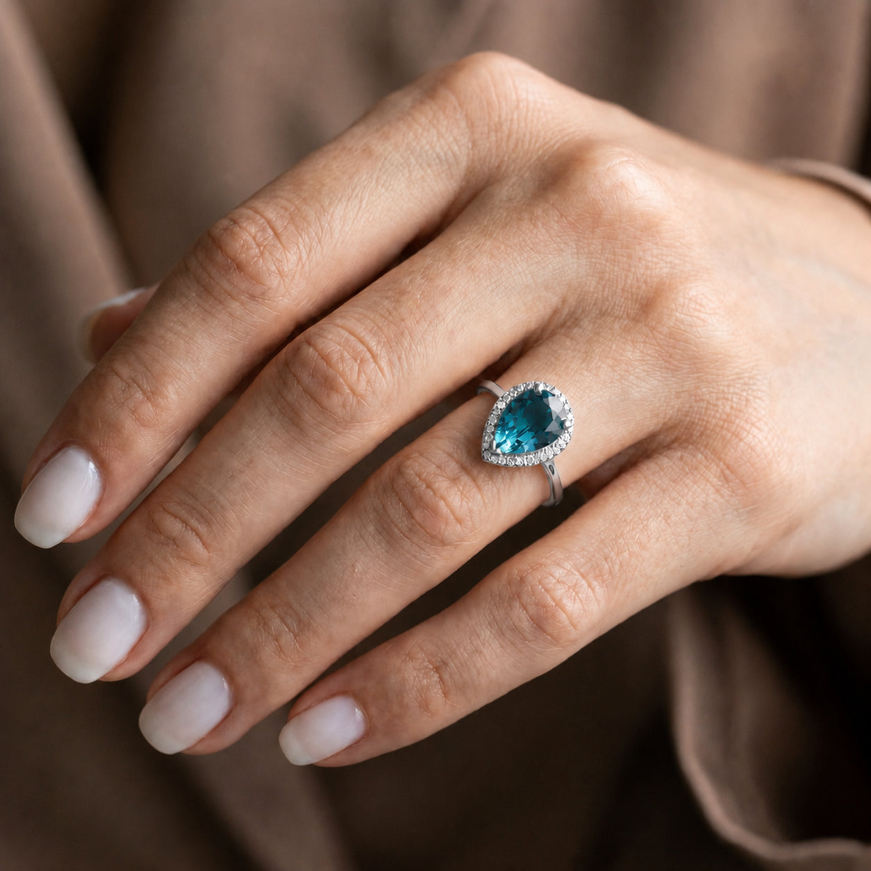 White Gold Celeste Ring Amethyst 10K — Cosima