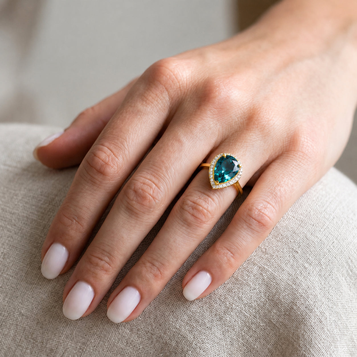 Yellow Gold Celeste Ring Amethyst 10K — Cosima