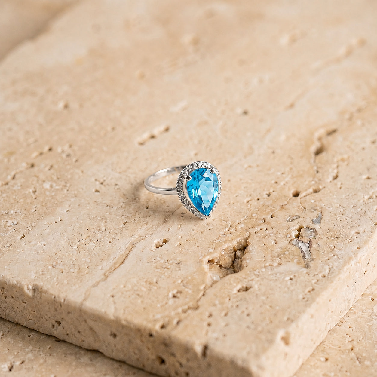 White Gold Celeste Ring Citrine 10K — Cosima