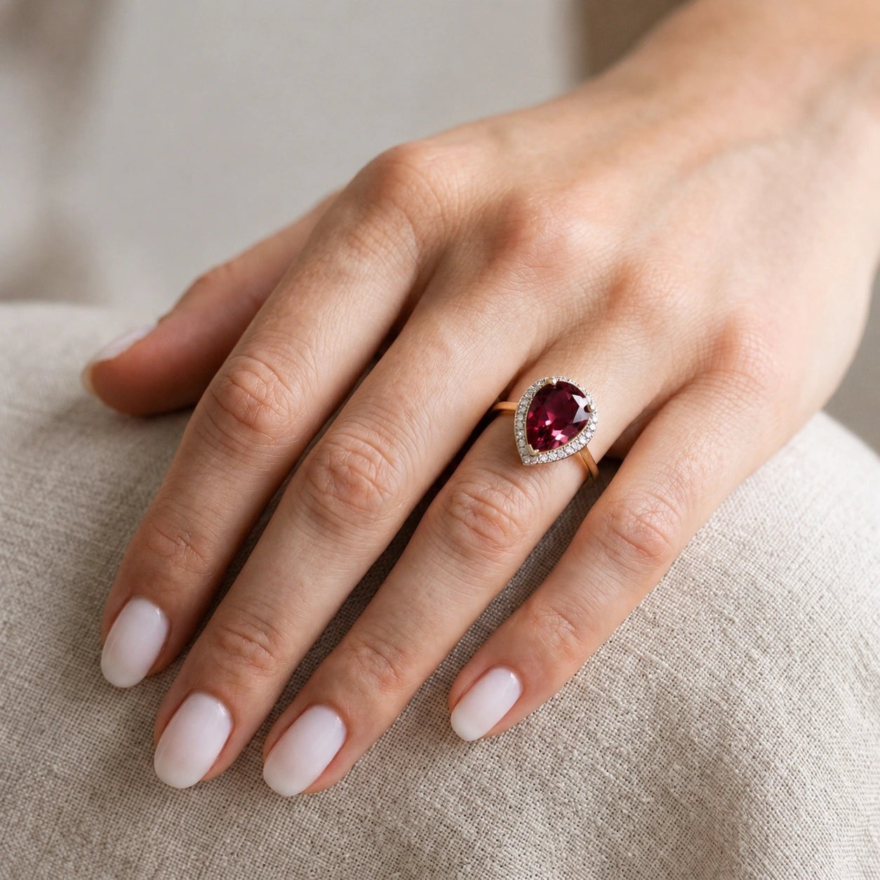 Yellow Gold Celeste Ring Garnet 10K — Cosima
