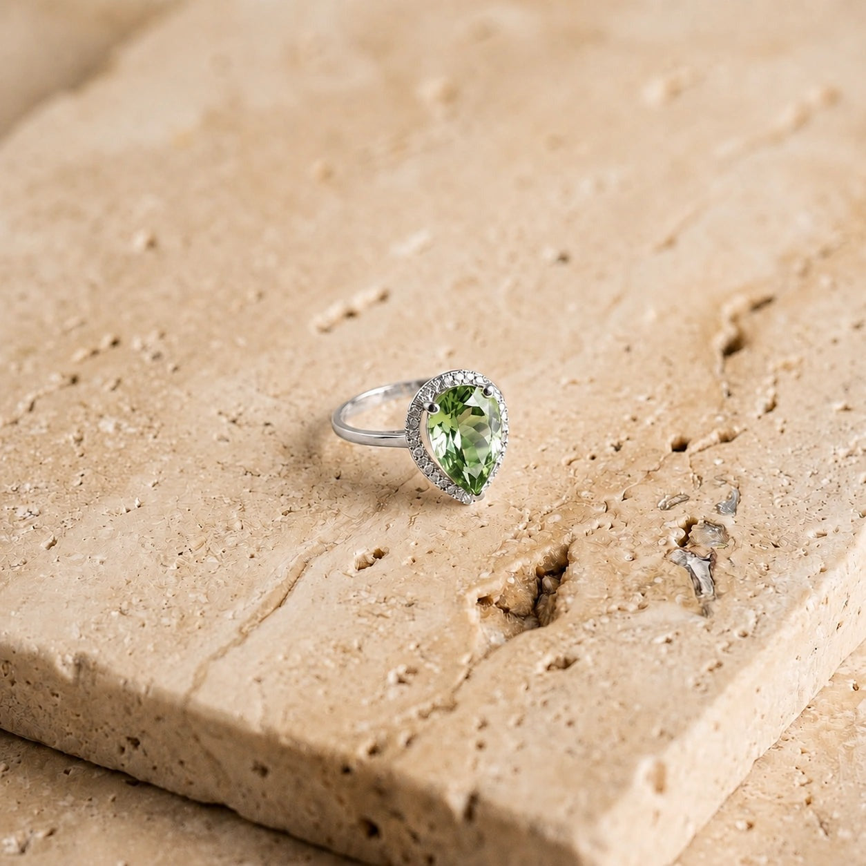 White Gold Celeste Ring Green Amethyst 10K — Cosima