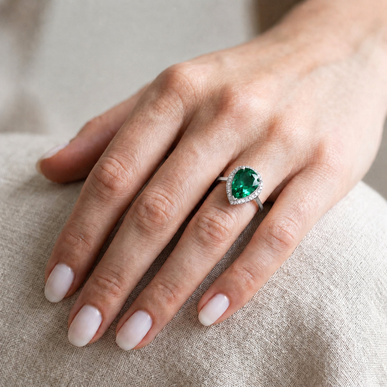 White Gold Celeste Ring Green Amethyst 10K — Cosima