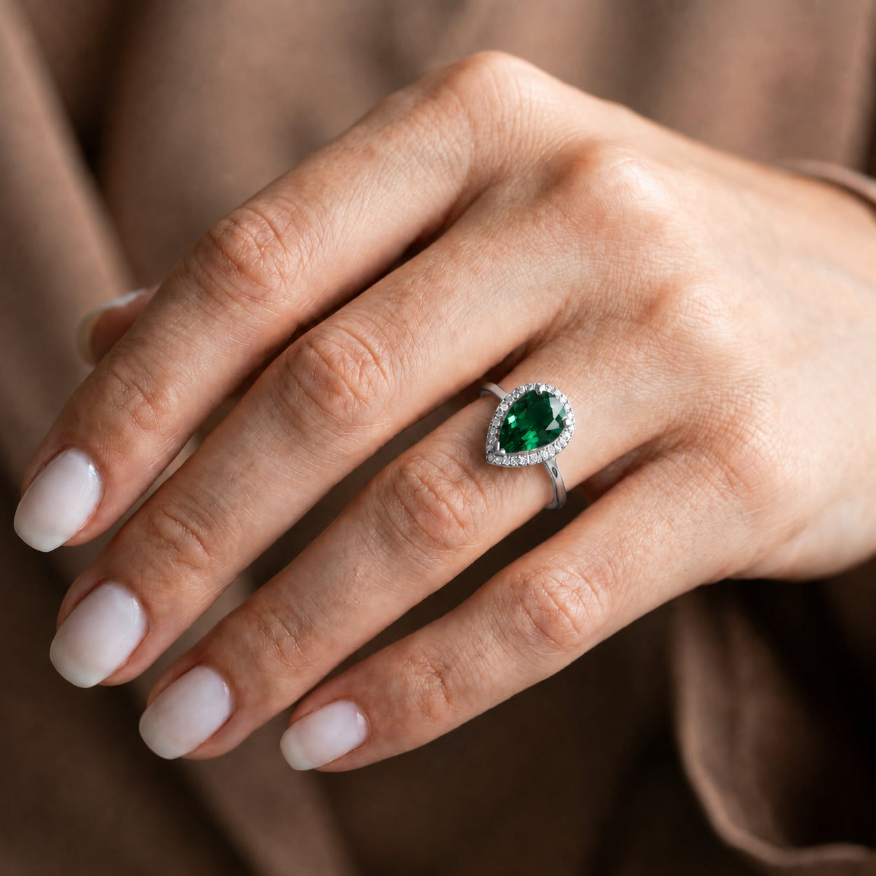 White Gold Celeste Ring Green Amethyst 10K — Cosima