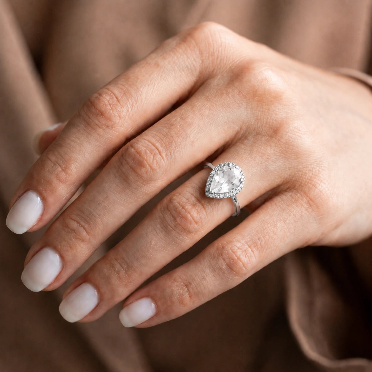 White Gold Celeste Ring White Topaz 10K — Cosima