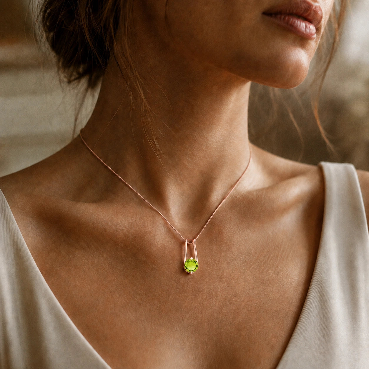 Rose Gold Bloom Necklace Peridot 10K — Bruna