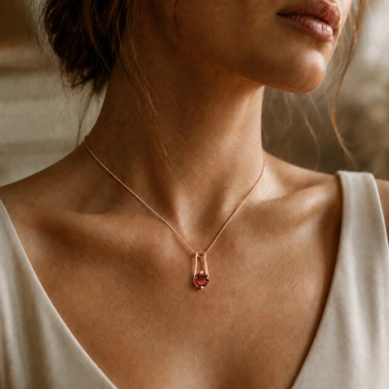 Rose Gold Bloom Necklace Garnet 10K — Bruna