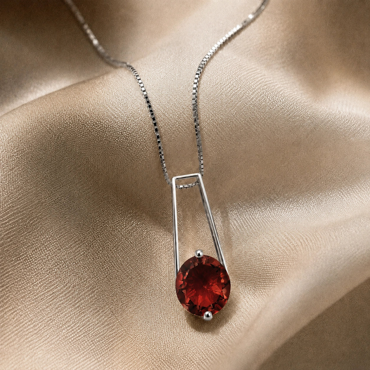 White Gold Bloom Necklace Garnet 10K — Bruna