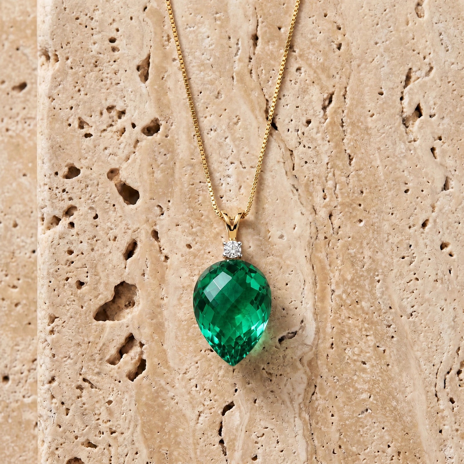 Yellow Gold Pendant Necklace Blue Topaz 10K — Ornella