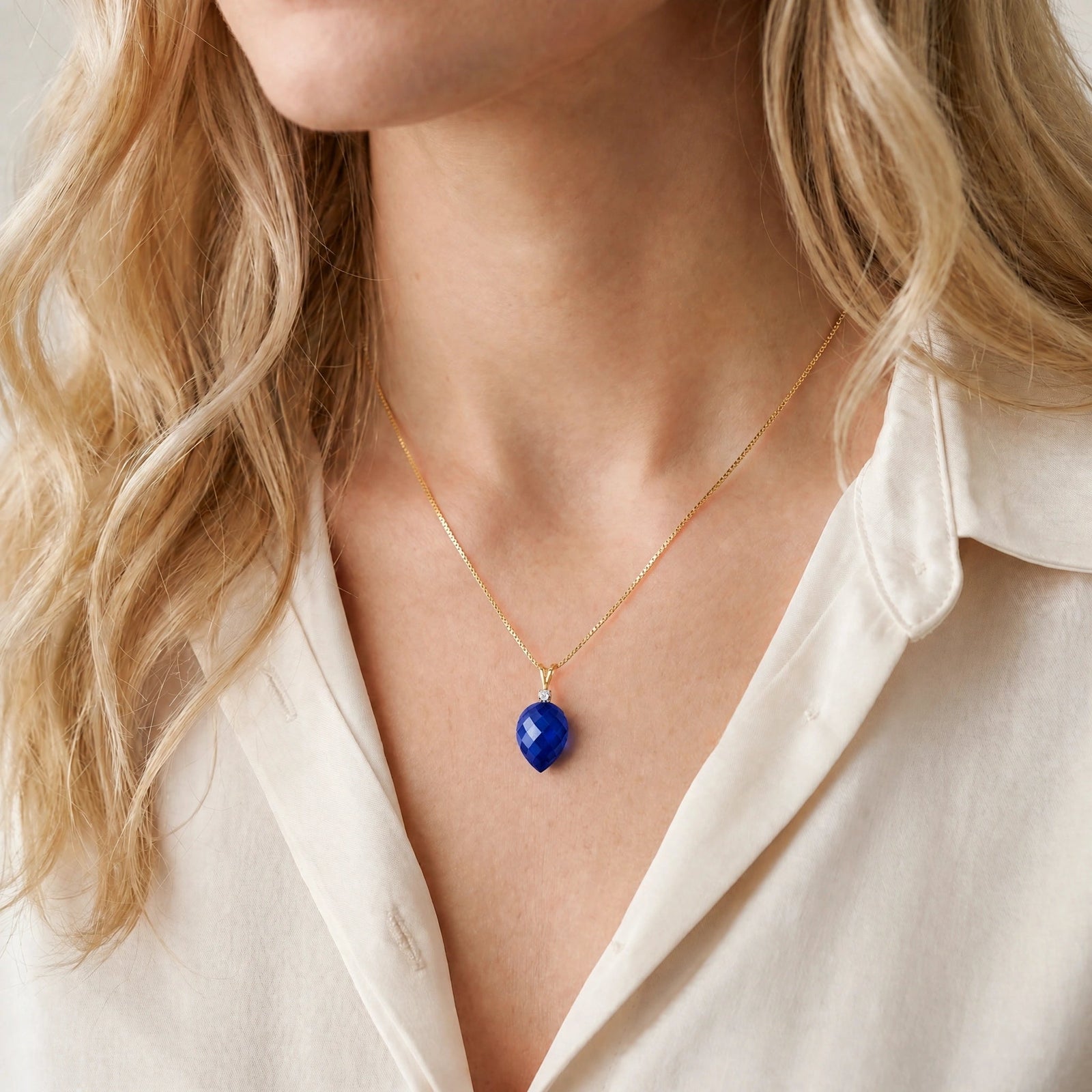 Yellow Gold Pendant Necklace Emerald 10K — Ornella