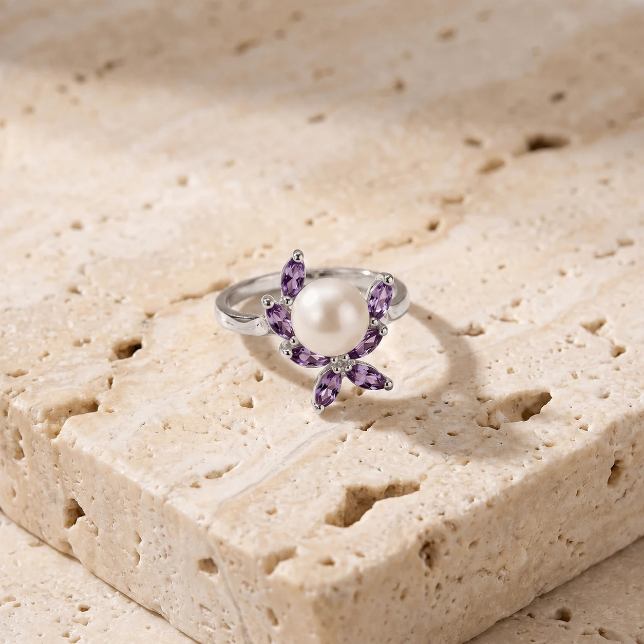 White Gold Pearl & Amethyst — Orsola