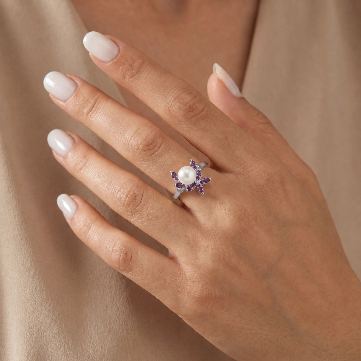 White Gold Pearl & Amethyst — Orsola