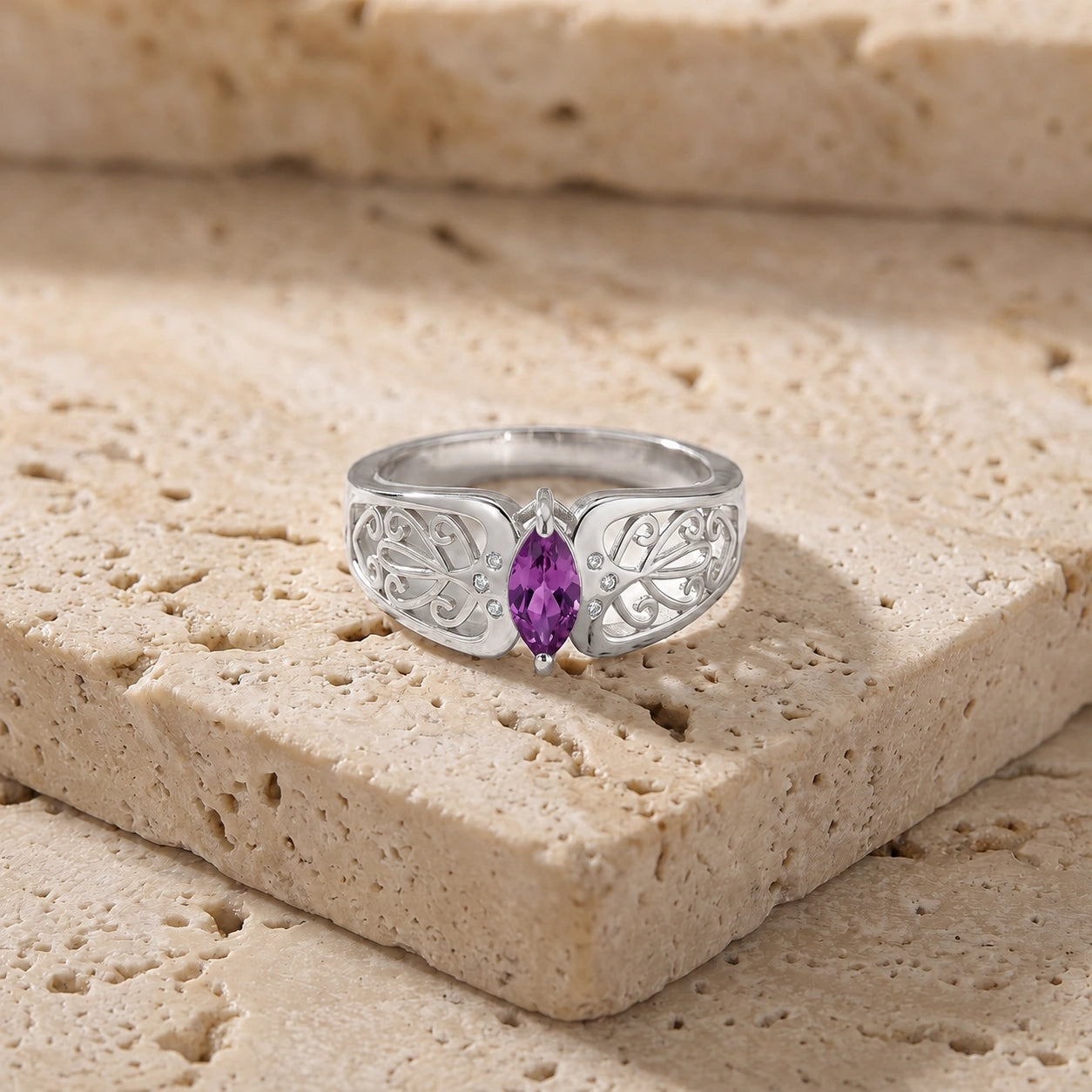 White Gold Petal Ring Amethyst 10K — Penelope
