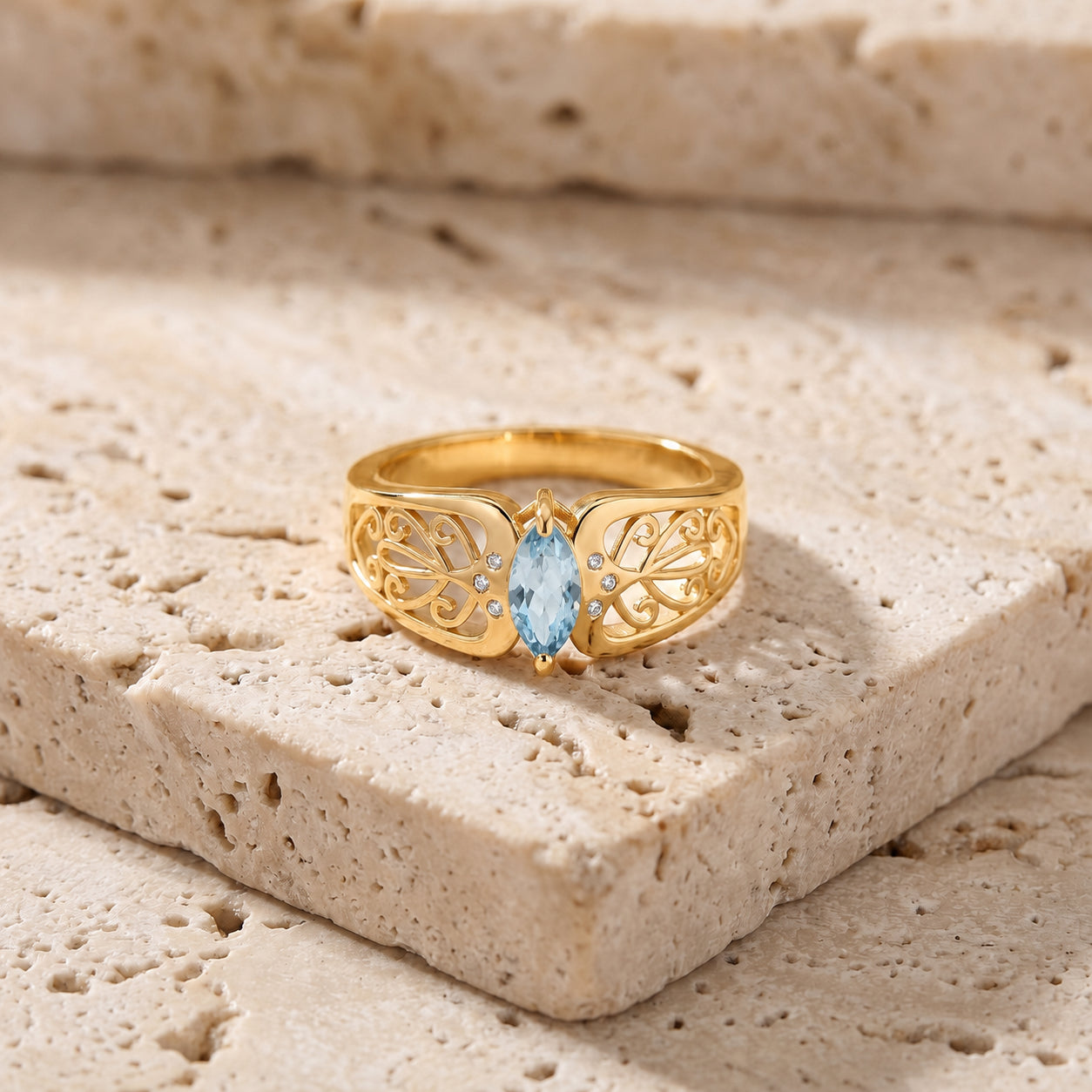 Yellow Gold Petal Ring Amethyst 10K — Penelope