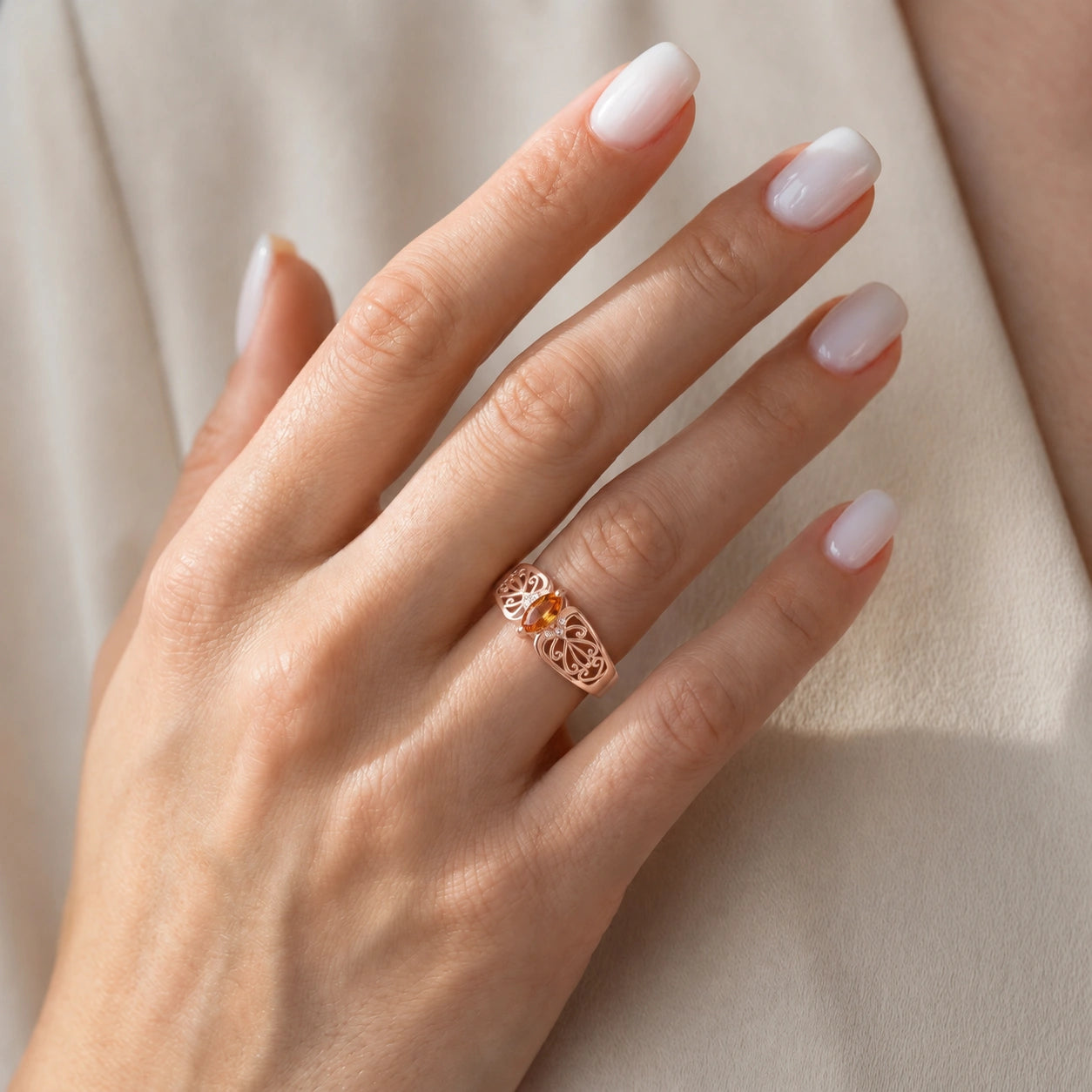 Rose Gold Petal Ring Peridot 10K — Penelope