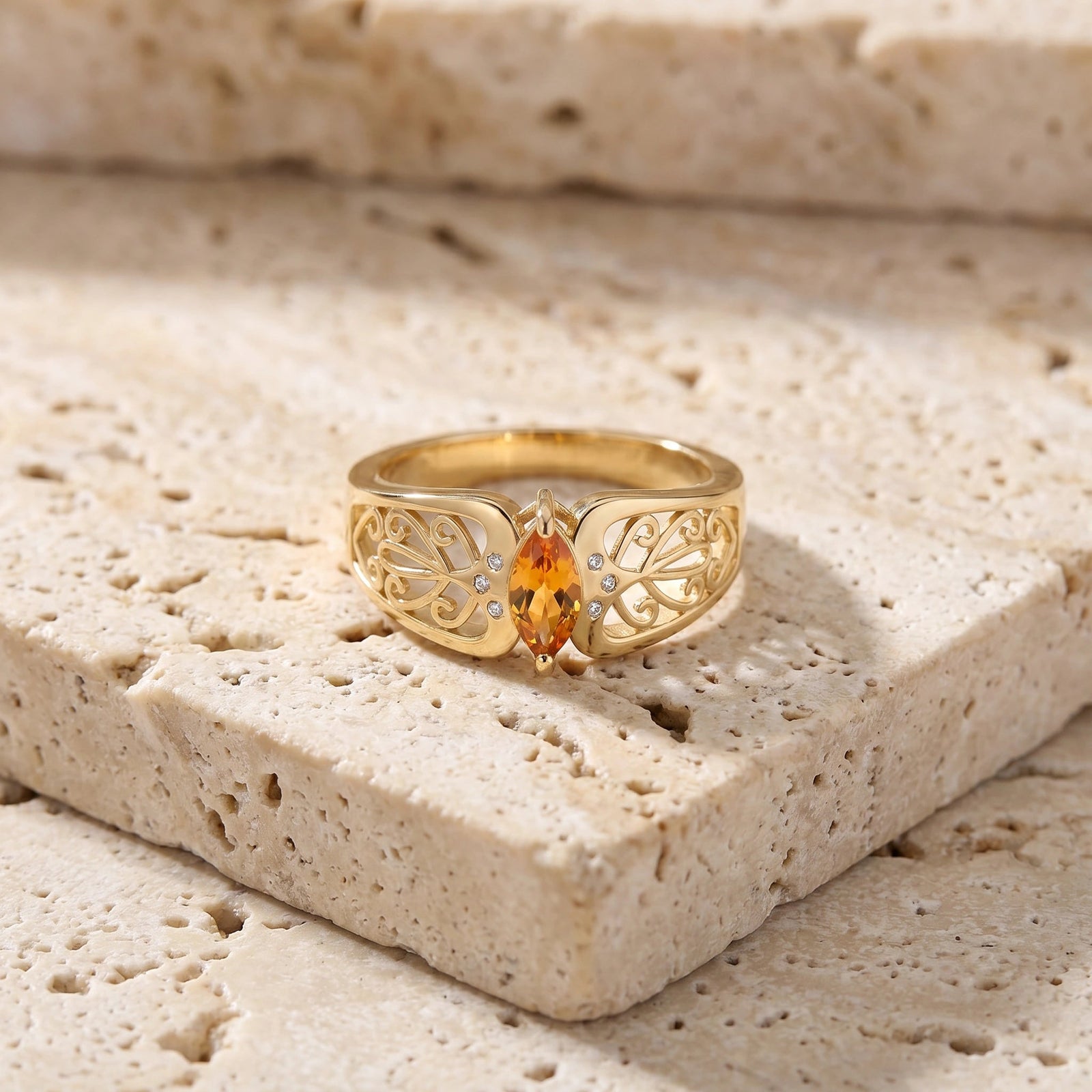 Yellow Gold Petal Ring Citrine 10K — Penelope